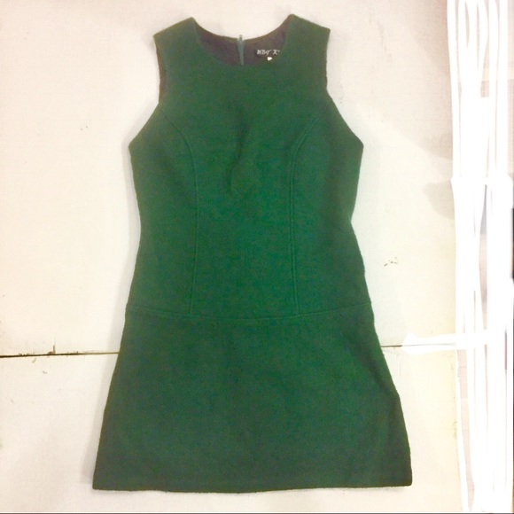 Betsey Johnson Dresses & Skirts - Betsey Johnson Emerald Green Tweedy Low Waist Dress